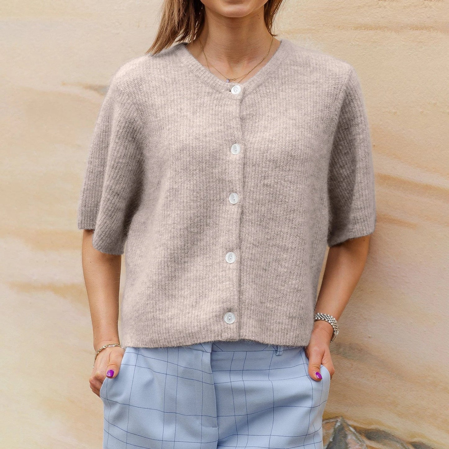 Milia | Streetwear vest met korte mouwen en ronde hals - Fashion Lab