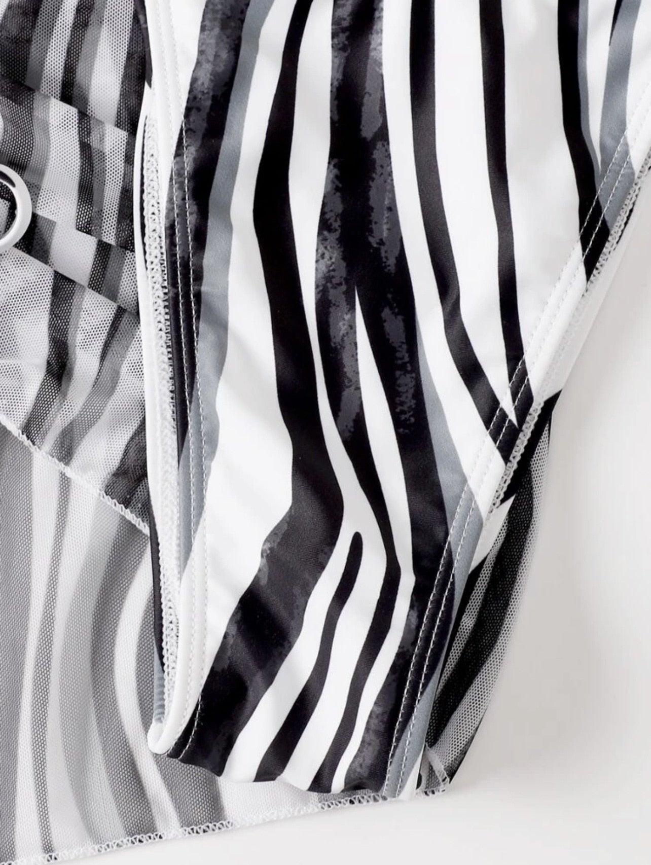 Rosie | Gestreepte Bikini en Cover-Up Jurk - Fashion Lab