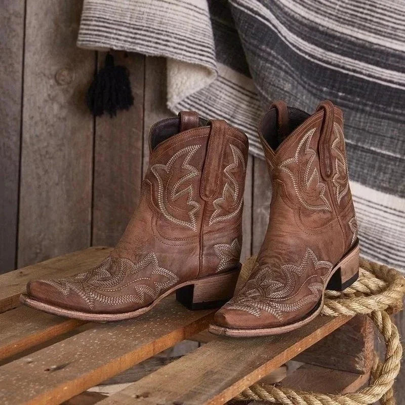 Laarzen voor dames – Alexa | Geborduurde Leren Cowboylaarzen