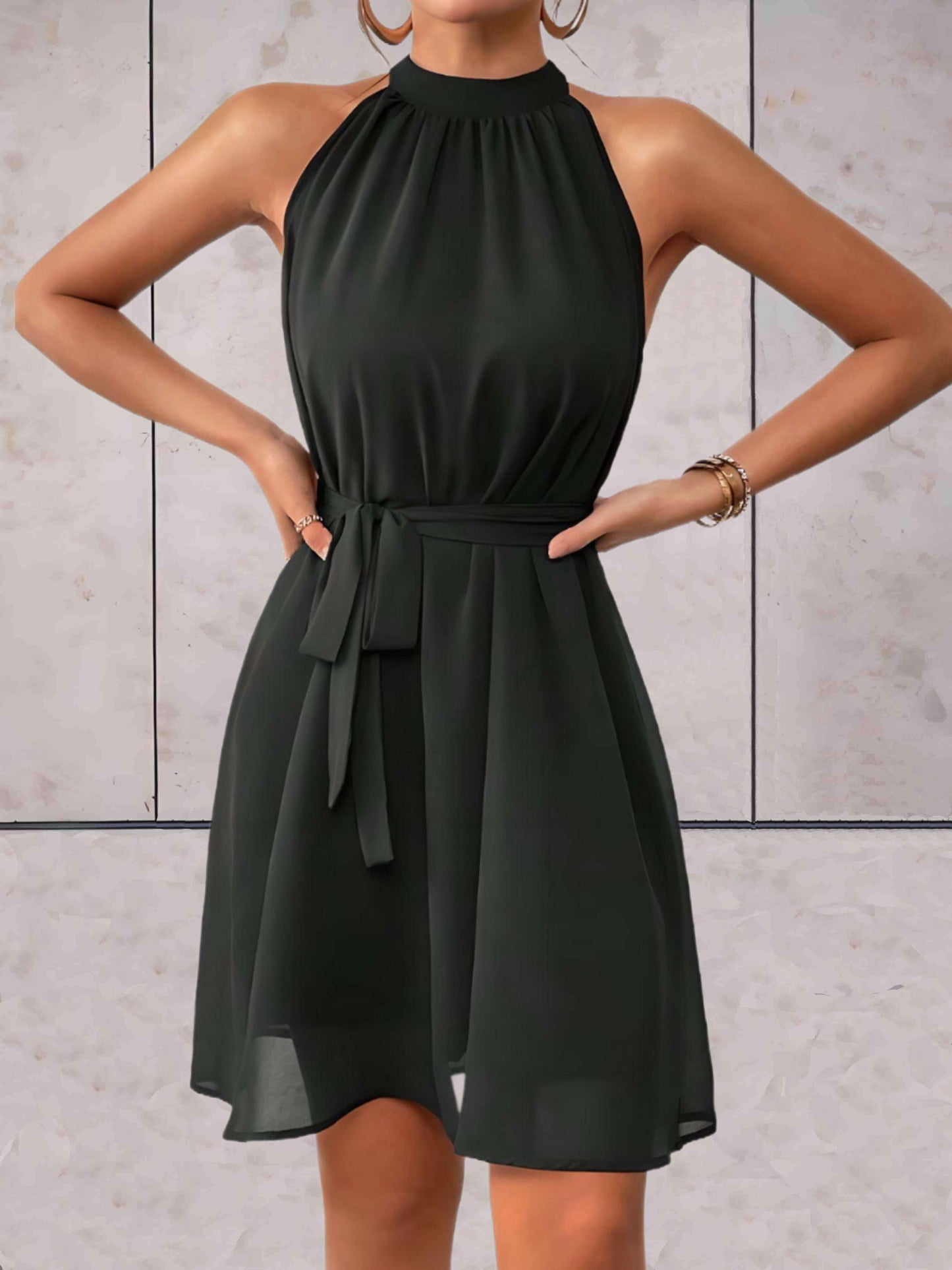 Iasia | Mouwloze Jurk Met Geknoopte Riem - Fashion Lab