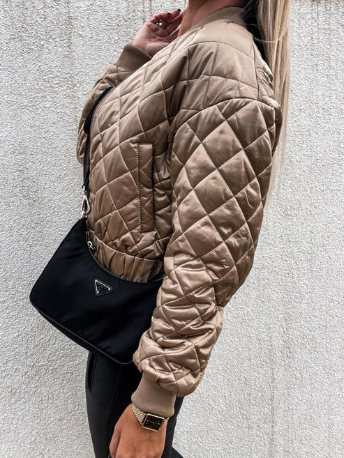 jas voor dames – Iella | Gewatteerd Bomberjack Met Moderne Stijl