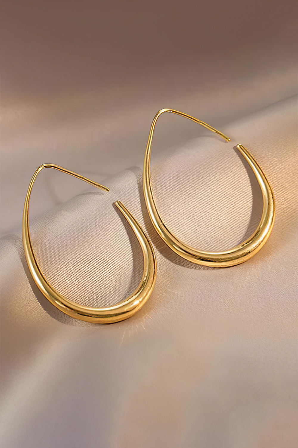 oorbellen voor dames – Kaira | Ovale Metalen Oorbellen