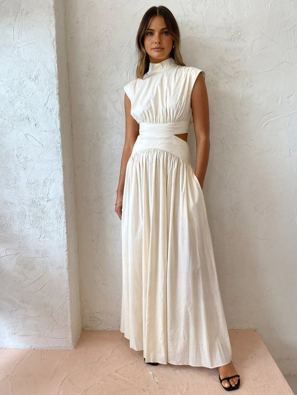 Polina | Lange Mock Neck Cut Out Jurk - Fashion Lab