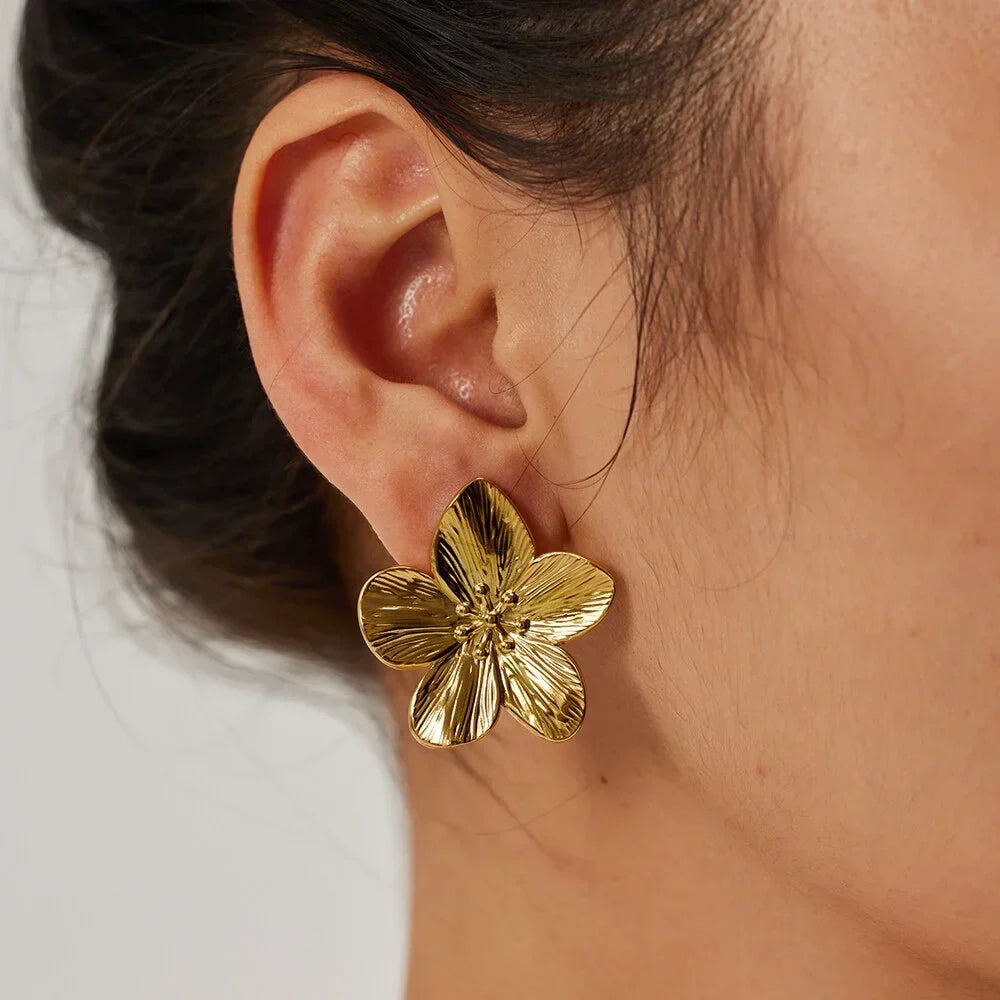 oorbellen voor dames โ Rebca | Stijlvolle Vintage Gouden Bloem Oorbellen voor Dames