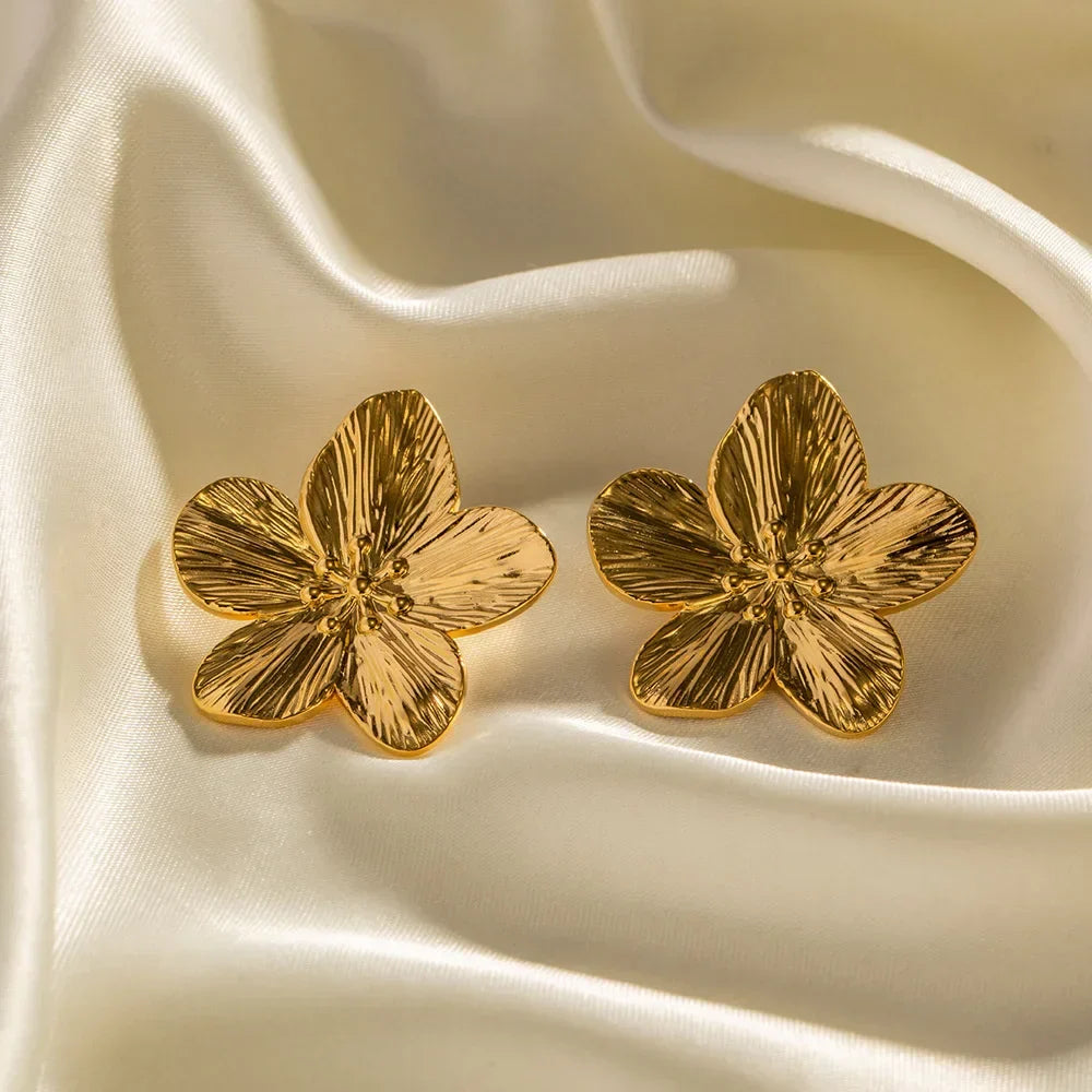 oorbellen voor dames โ Rebca | Stijlvolle Vintage Gouden Bloem Oorbellen voor Dames