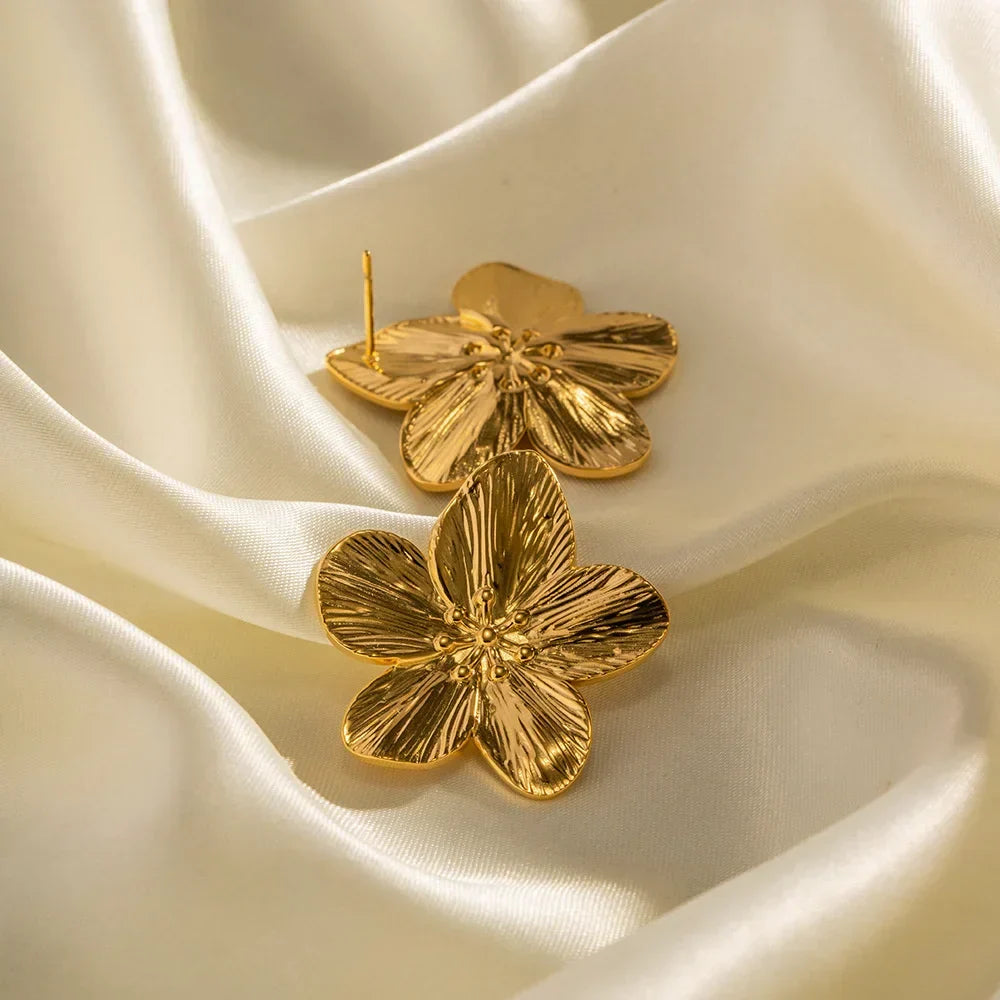 oorbellen voor dames โ Rebca | Stijlvolle Vintage Gouden Bloem Oorbellen voor Dames