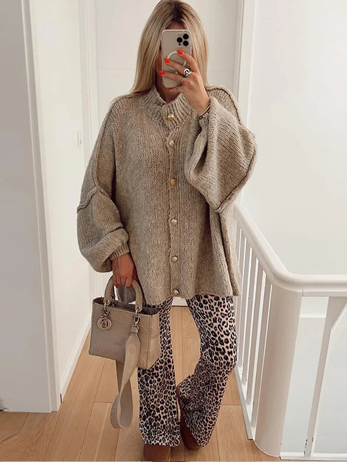 Zara | Oversized Cardigan Met Gouden Knopen - Fashion Lab