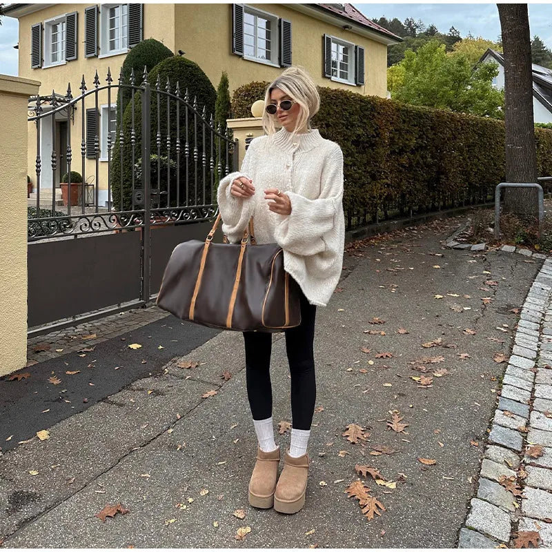 Zara | Oversized Cardigan Met Gouden Knopen - Fashion Lab