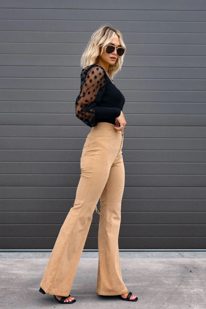 broek voor dames – Zariam | Casual Grijze Hoge Taille Uitlopende Broek Met Verstelbare Tailleband Voor Vrouwen