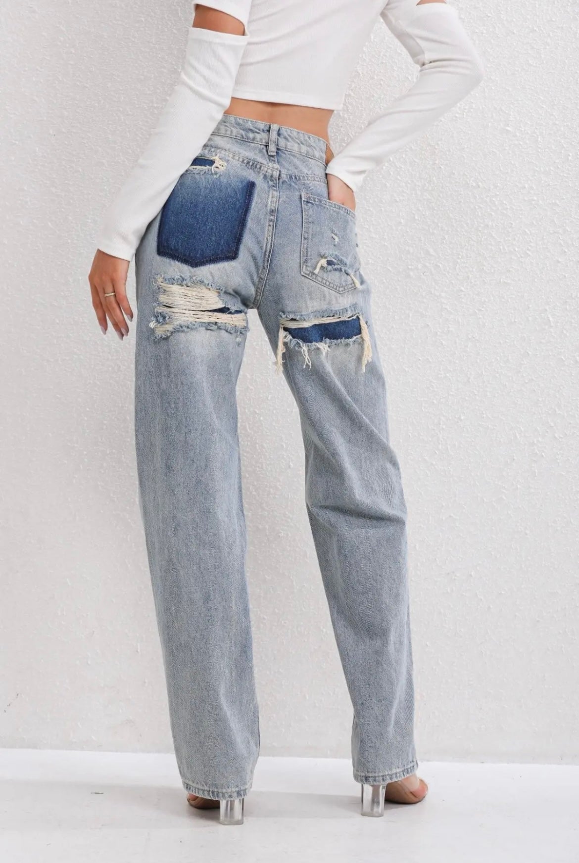 Livia - Vintage Ripped Jeans - Fashion Lab