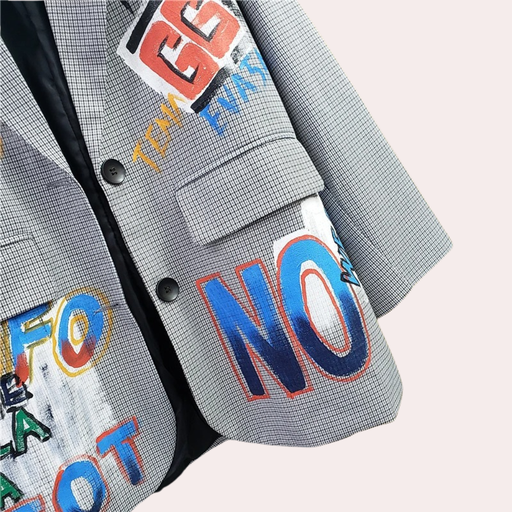 Mandy | Oversized damesblazer met tekst - Fashion Lab