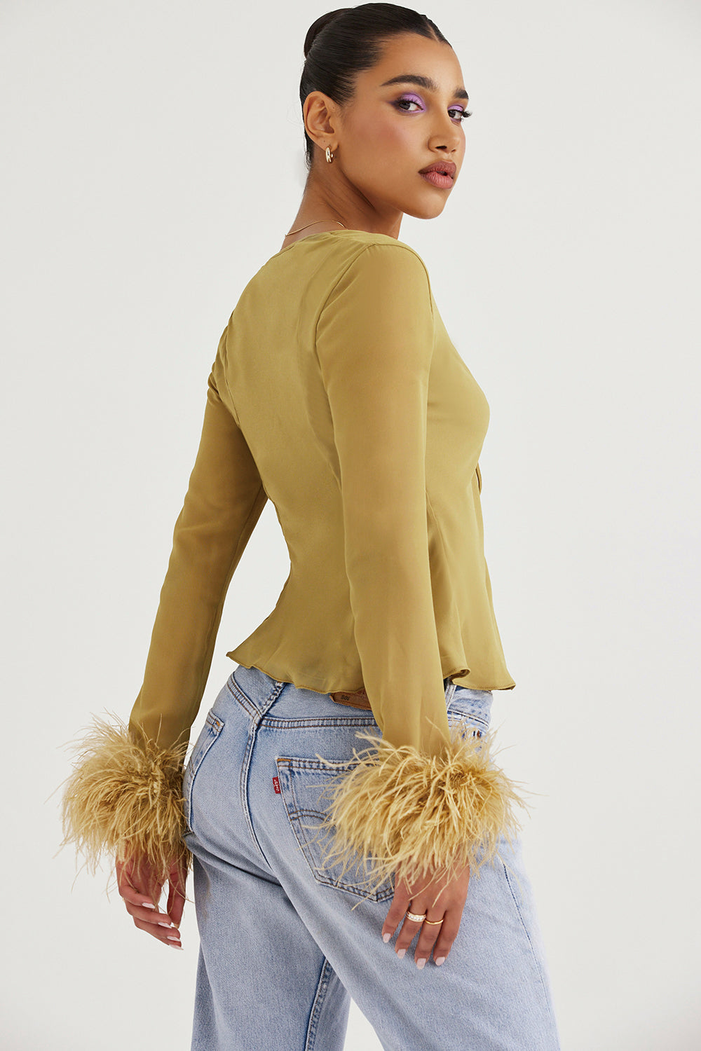Vivian | Statement Top met Verenafwerking - Fashion Lab