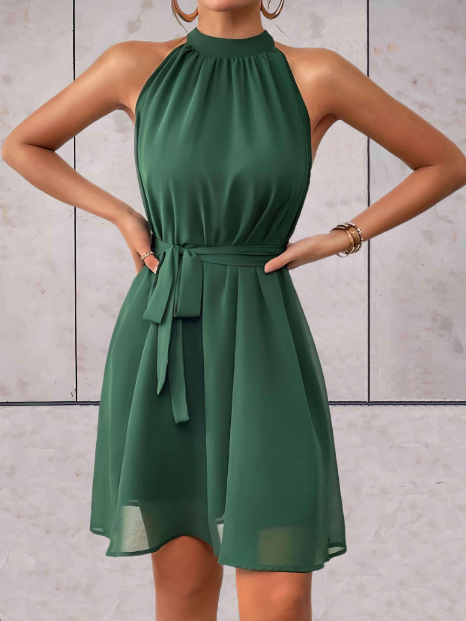 Iasia | Mouwloze Jurk Met Geknoopte Riem - Fashion Lab