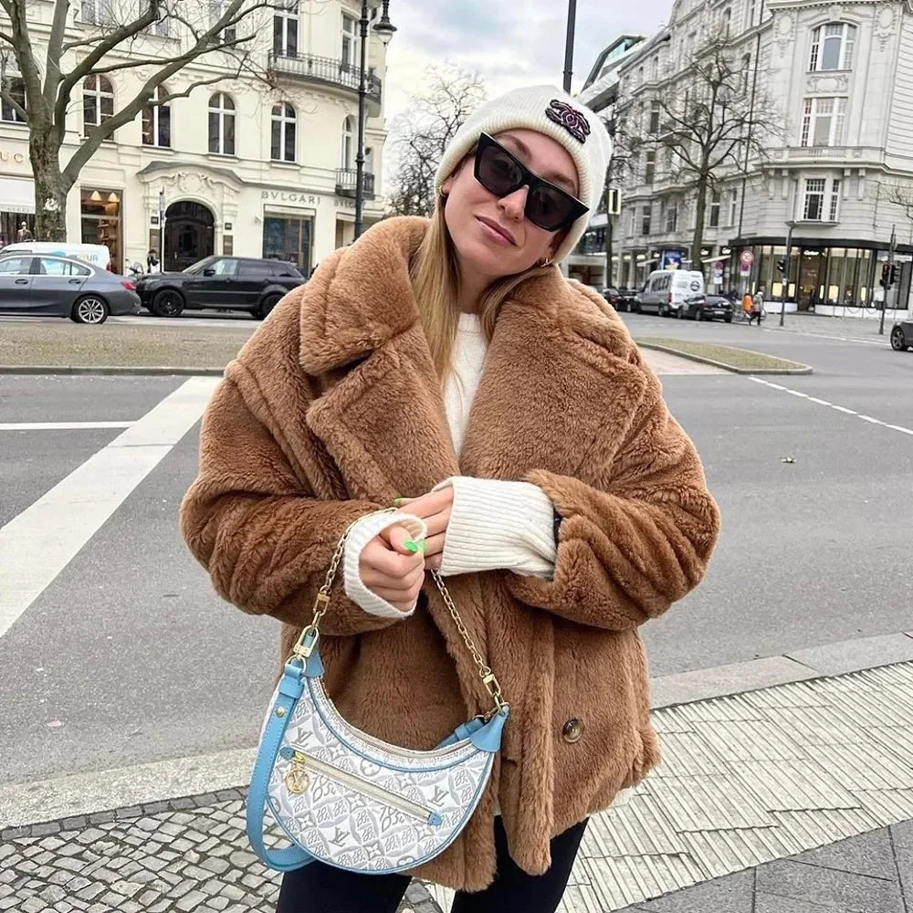 Maddie | Stijlvolle korte teddyjas - Fashion Lab