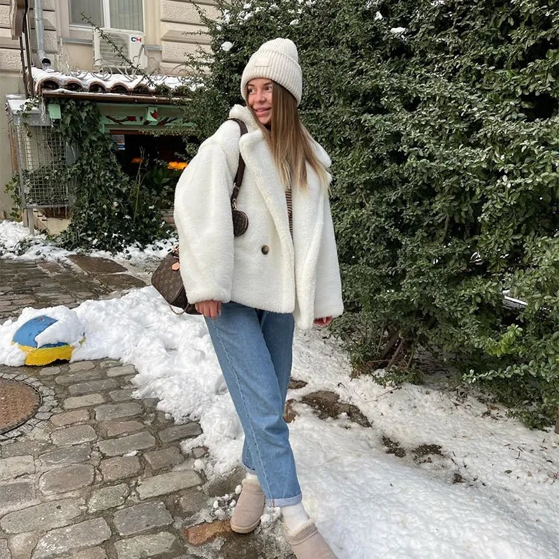 Maddie | Stijlvolle korte teddyjas - Fashion Lab