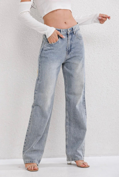Livia - Vintage Ripped Jeans - Fashion Lab
